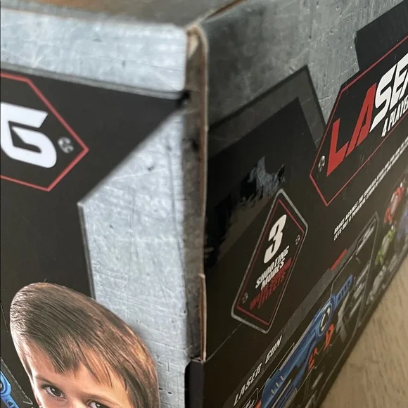 NIB Laser Tag - 4 Player Set - Picture 4 of 10